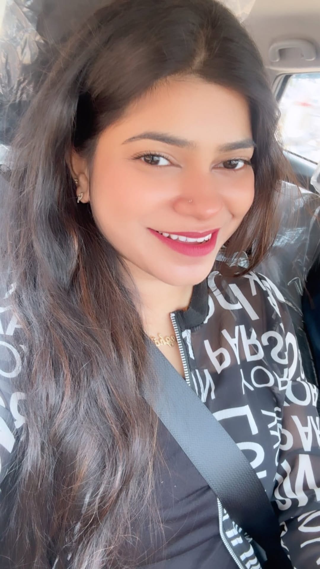 Post 4 by Megha Saha on Instagram (video)