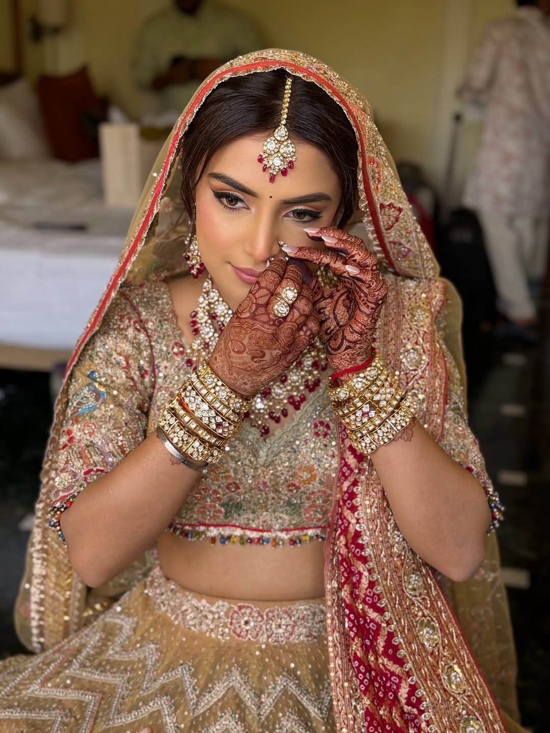 Post 7 by Nilofer T | bridal makeup artist on Instagram (carousel)