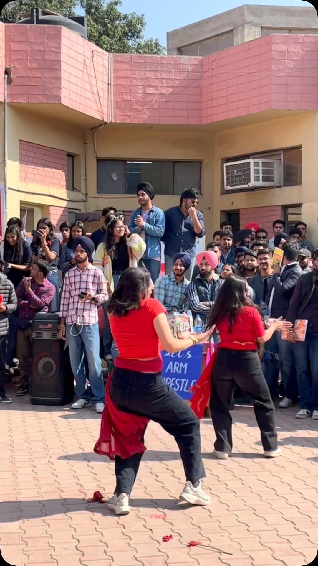 Post 9 by Sameeha Bajaj💃 on Instagram (video)