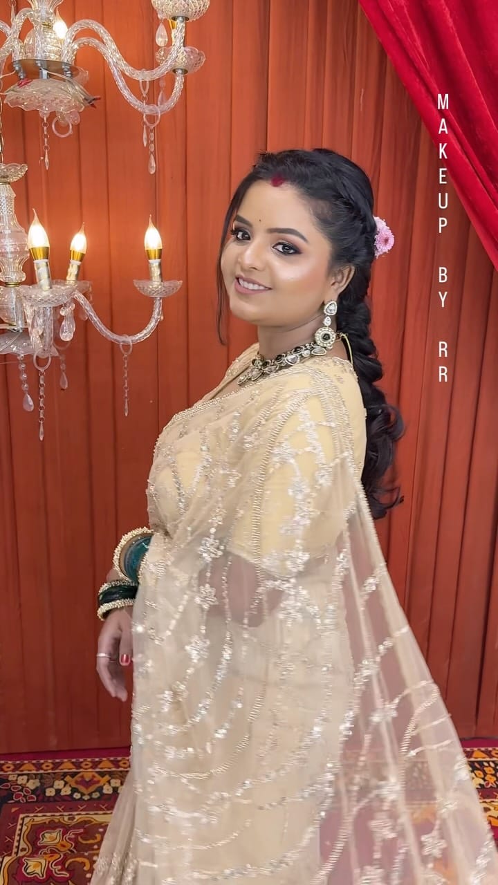 Post 3 by Rupsi Ruksmita on Instagram (video)