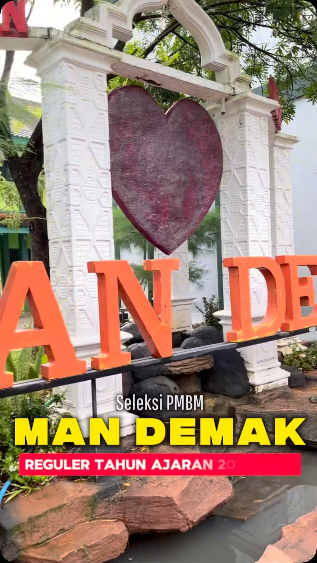 Post 2 by MAN Demak on Instagram (video)