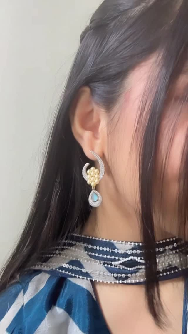 Post 1 by Siya Makwana on Instagram (video)