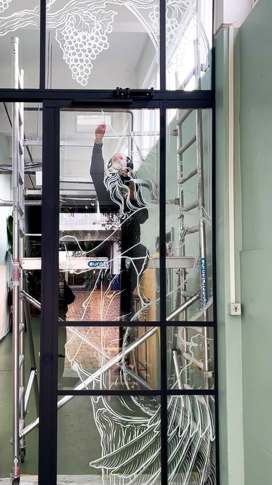 Post 6 by Marloes de Kiewit | Visual Artist on Instagram (video)