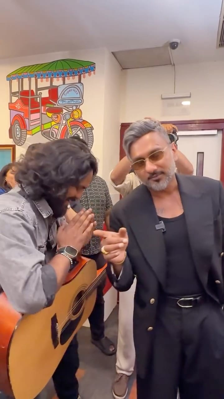 Post 9 by KUNAL KARNWAL | ARTIST | SINGER on Instagram (video)