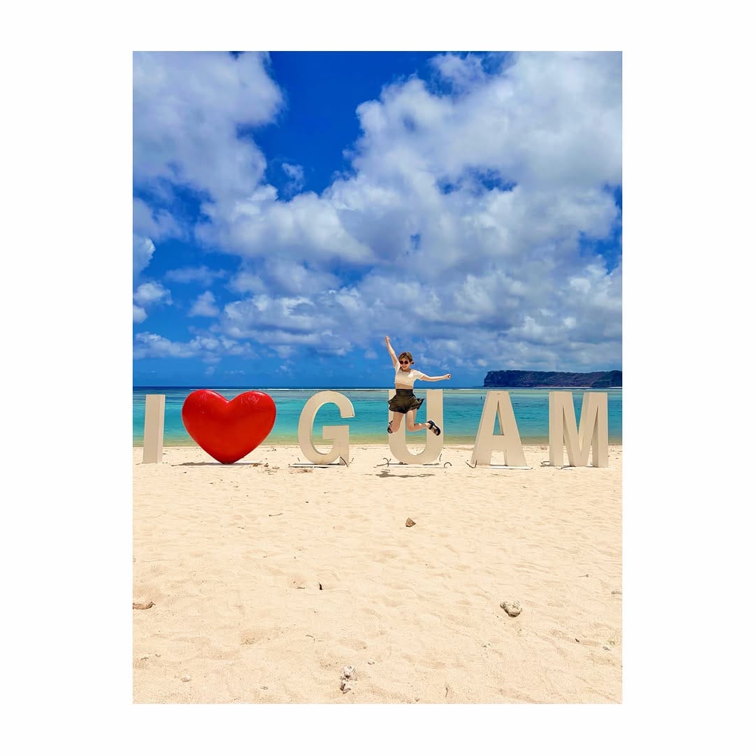 Post 8 by 牧野由依_YUI MAKINO on Instagram (carousel)