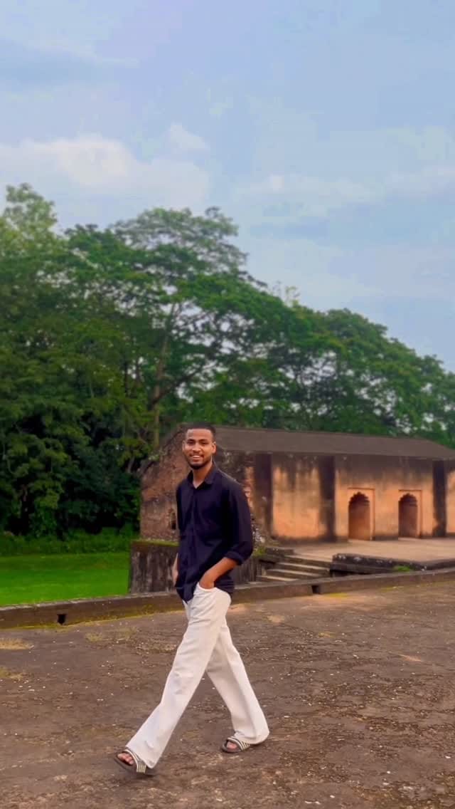 Post 8 by Guna Jit Deka on Instagram (video)