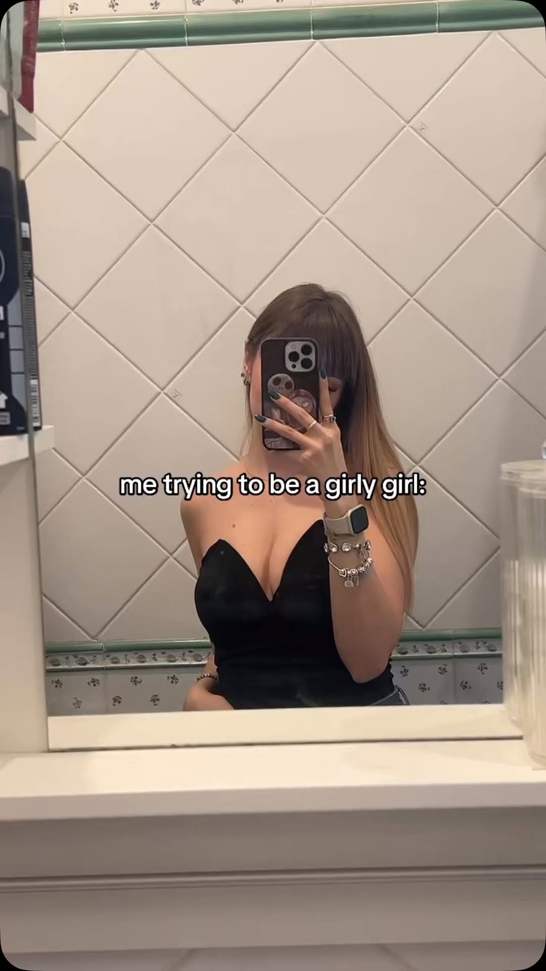 Post 10 by 𝐻𝑒𝓁𝑒𝓃𝑒☽ on Instagram (video)