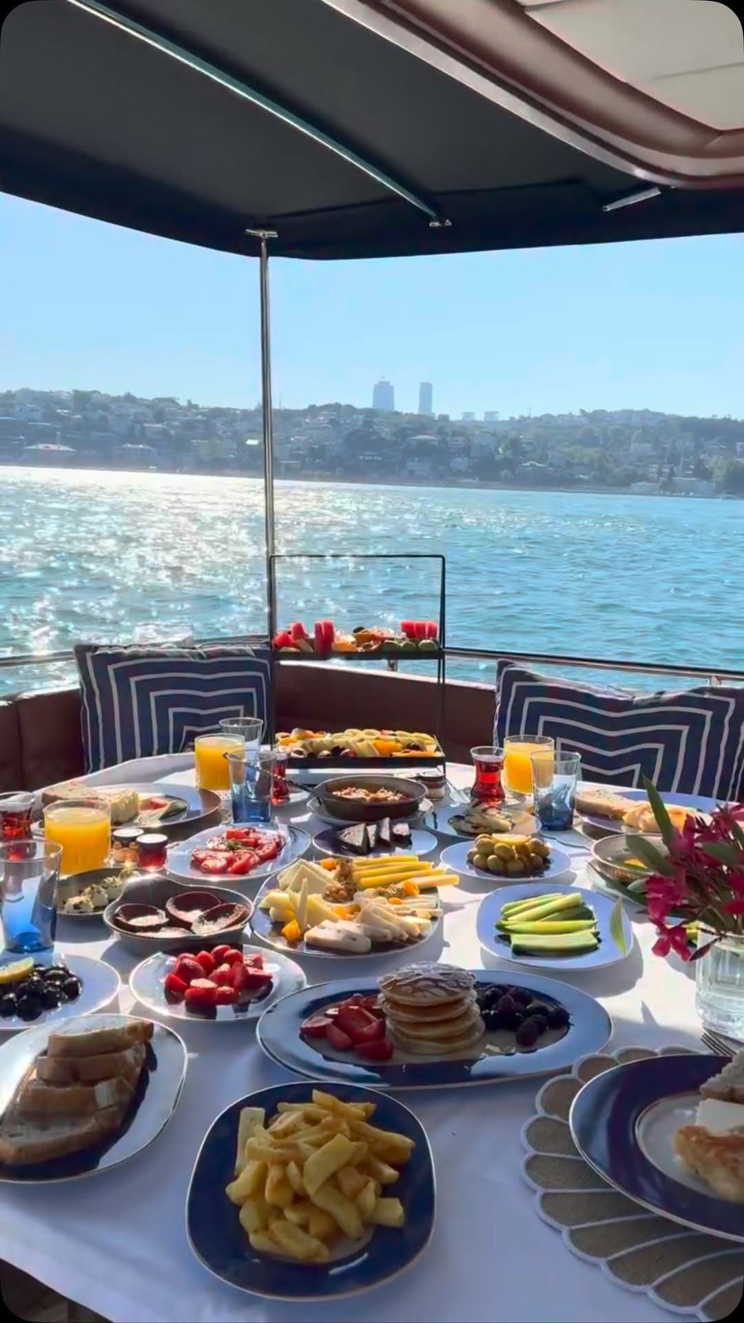 Post 5 by Ahmet Atabey on Instagram (video)