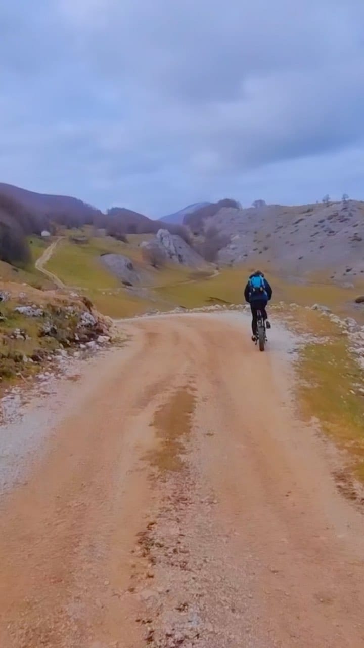Post 5 by Marta ✧ Gabriele ✧ Travel 📸 on Instagram (video)