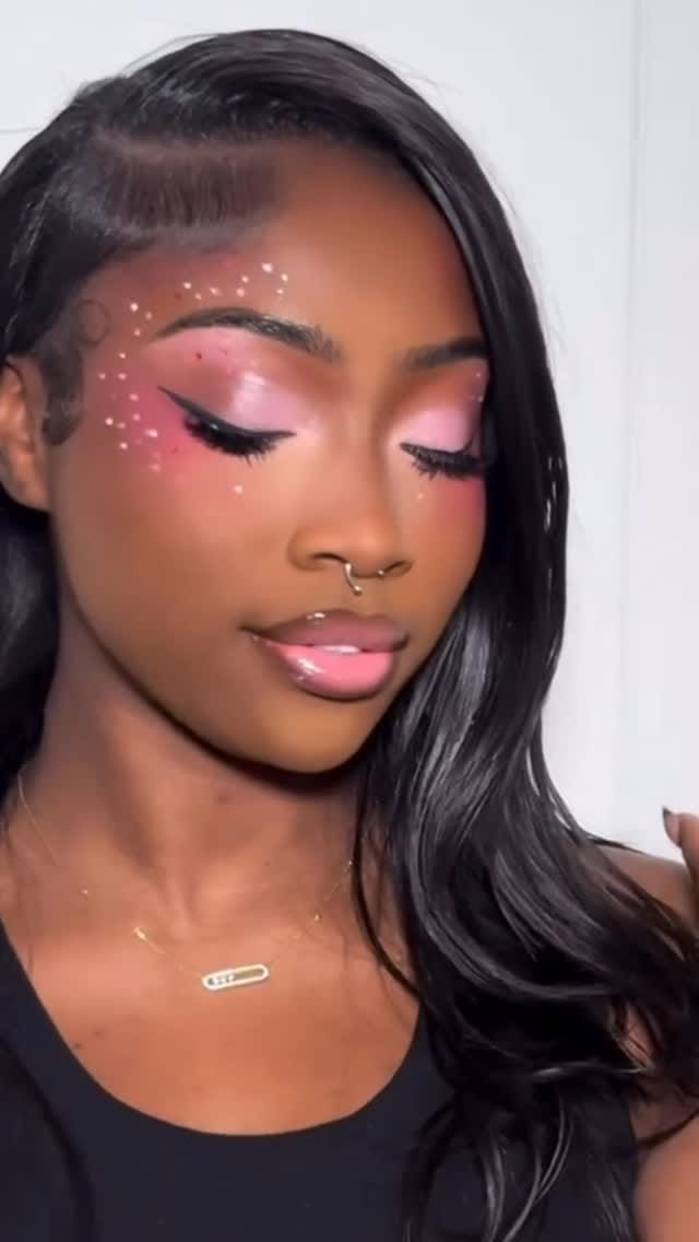 Post 6 by Beautybysolange on Instagram (video)