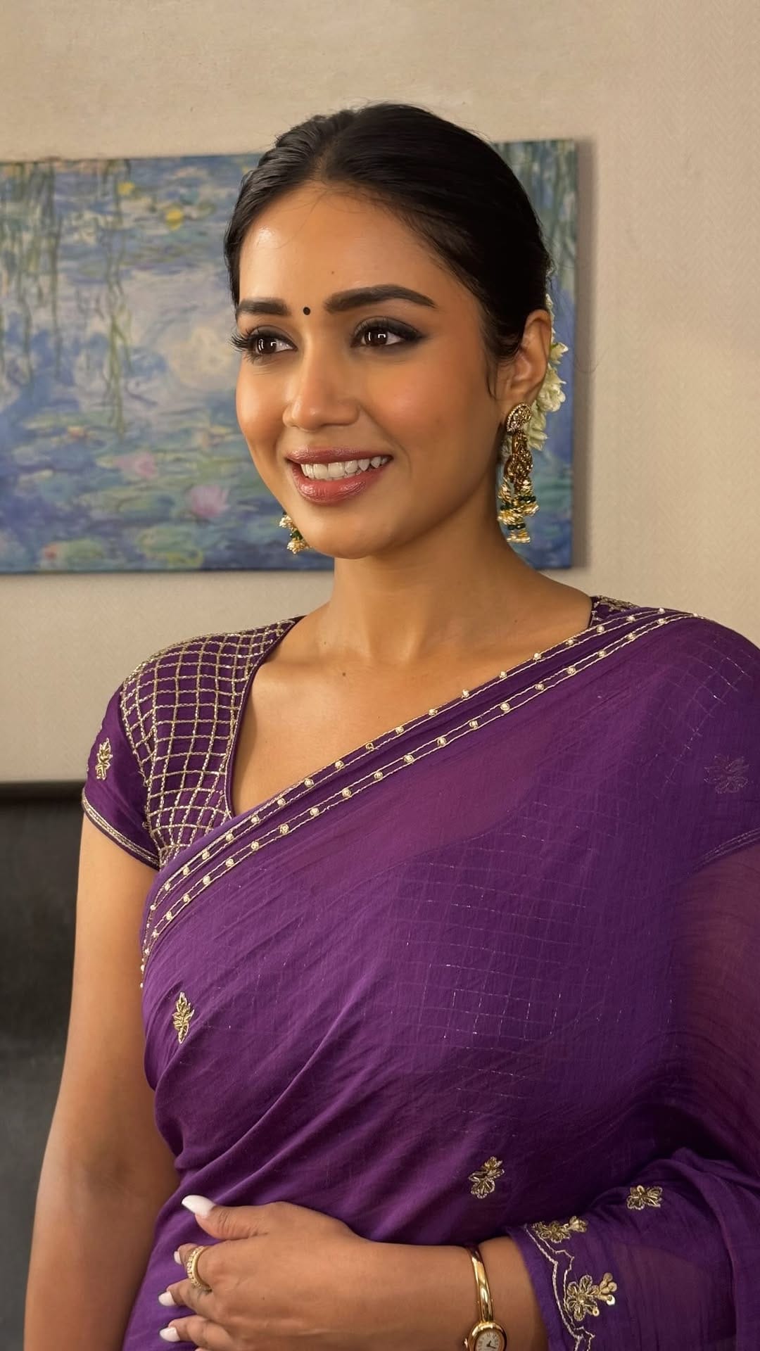 Post 6 by Anupama Krishnamachari | Makeup Artist on Instagram (video)