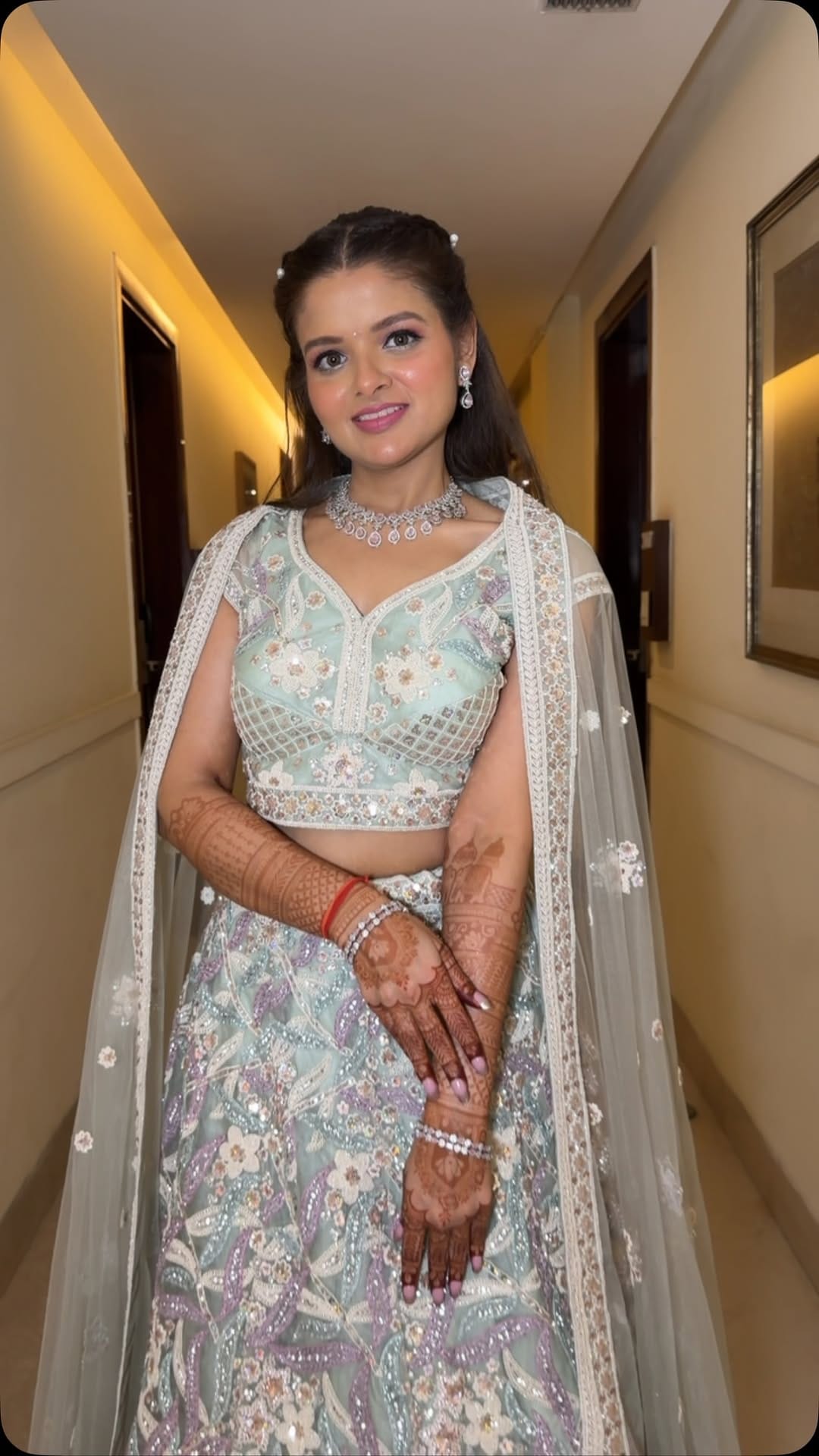 Post 1 by Maahi Kaur makeup artist on Instagram (video)