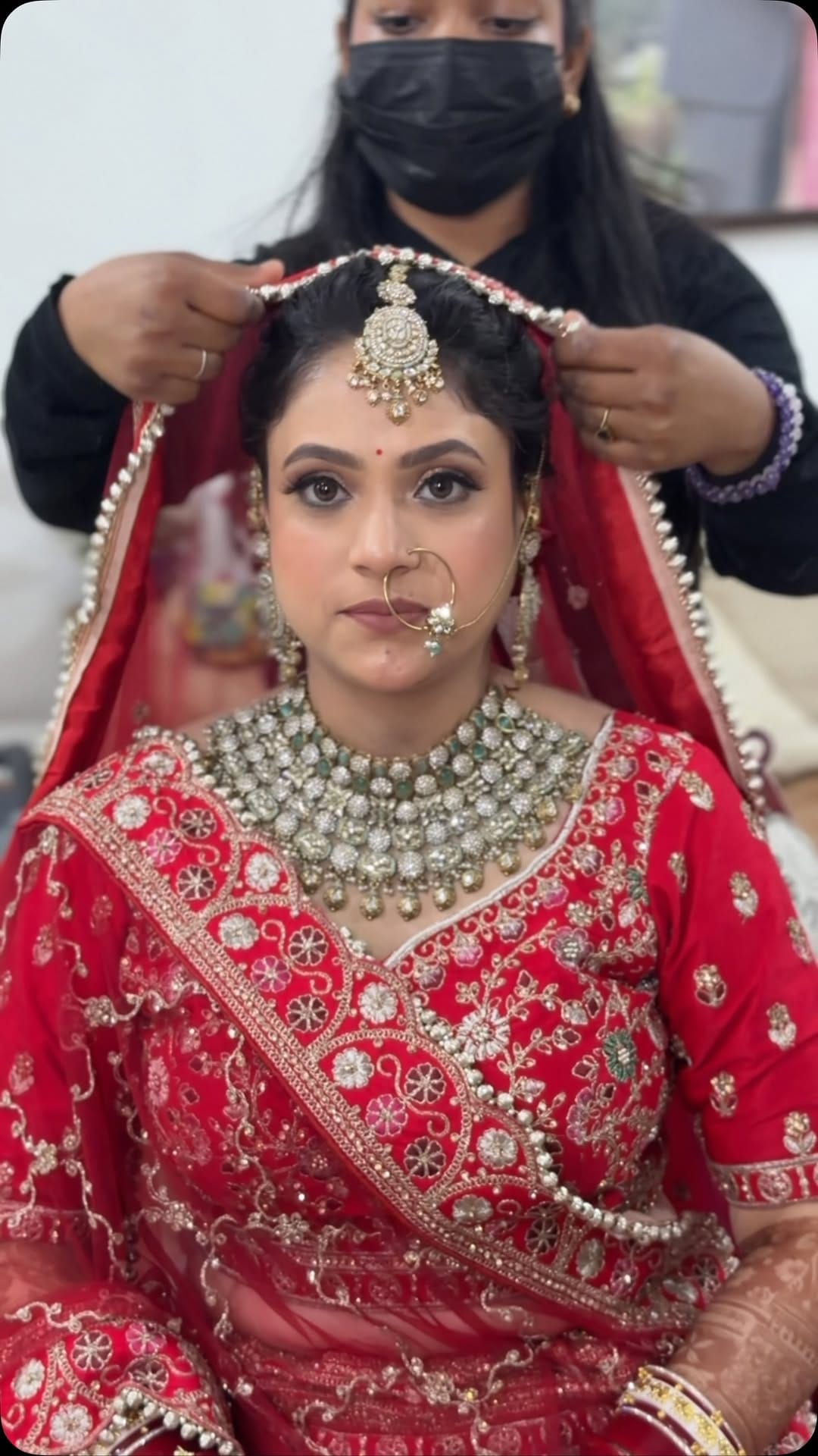 Post 2 by Maahi Kaur makeup artist on Instagram (video)