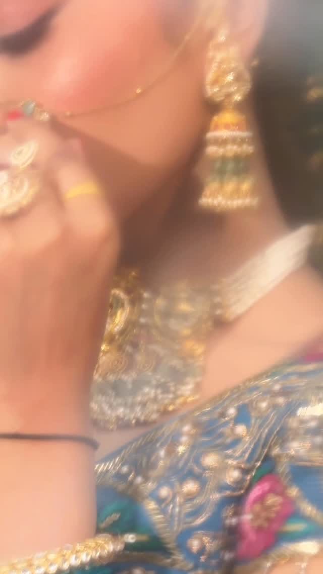 Post 4 by Ankita Sawarkar Makeovers | MakeupArtist on Instagram (video)