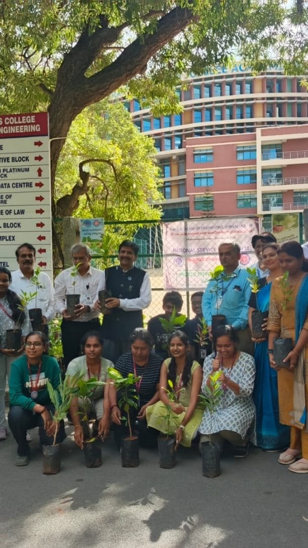Post 5 by B.M.S. COLLEGE OF ENGINEERING on Instagram (video)