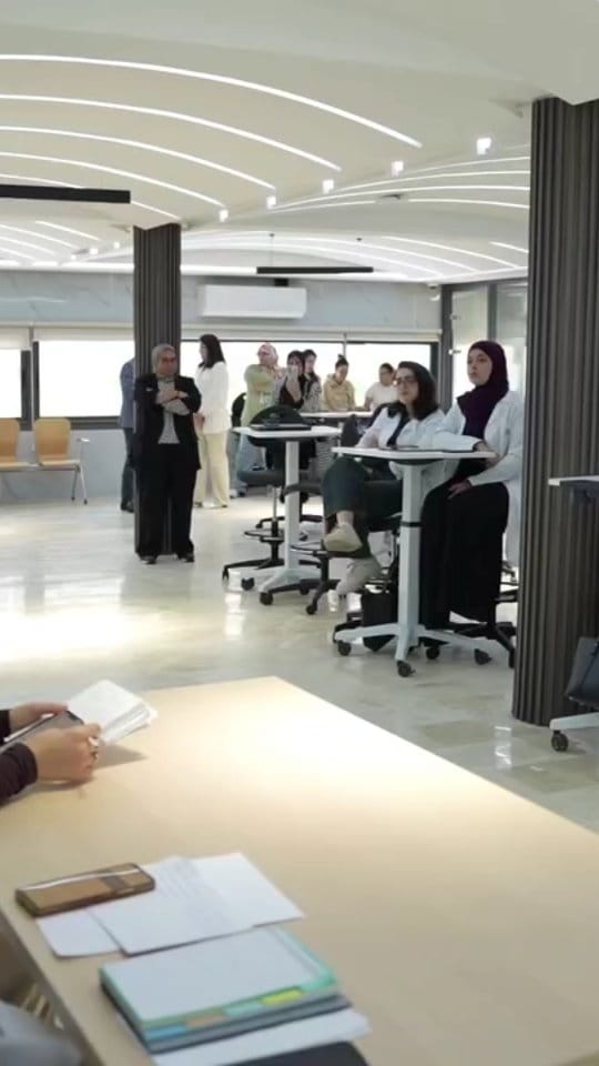 Post 6 by Faculty of Medicine and Pharmacy | UM5R on Instagram (video)
