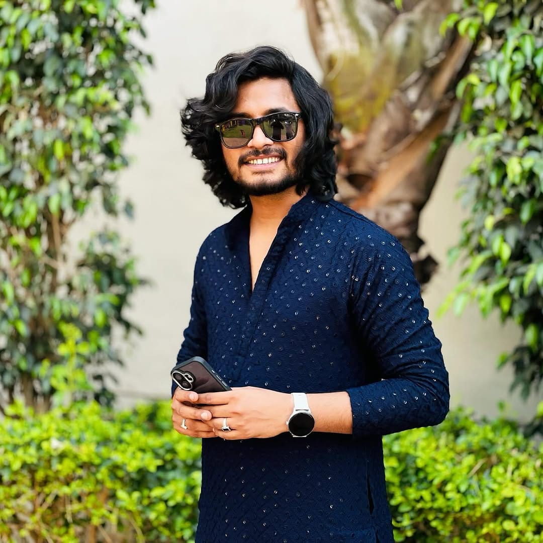 Post 9 by Aniket Kadam on Instagram (image)