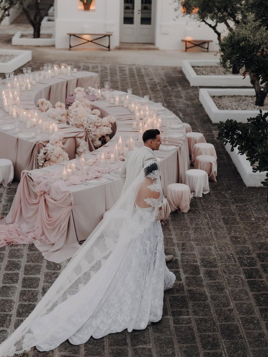 Post 4 by ITINERA EVENTS on Instagram (carousel)
