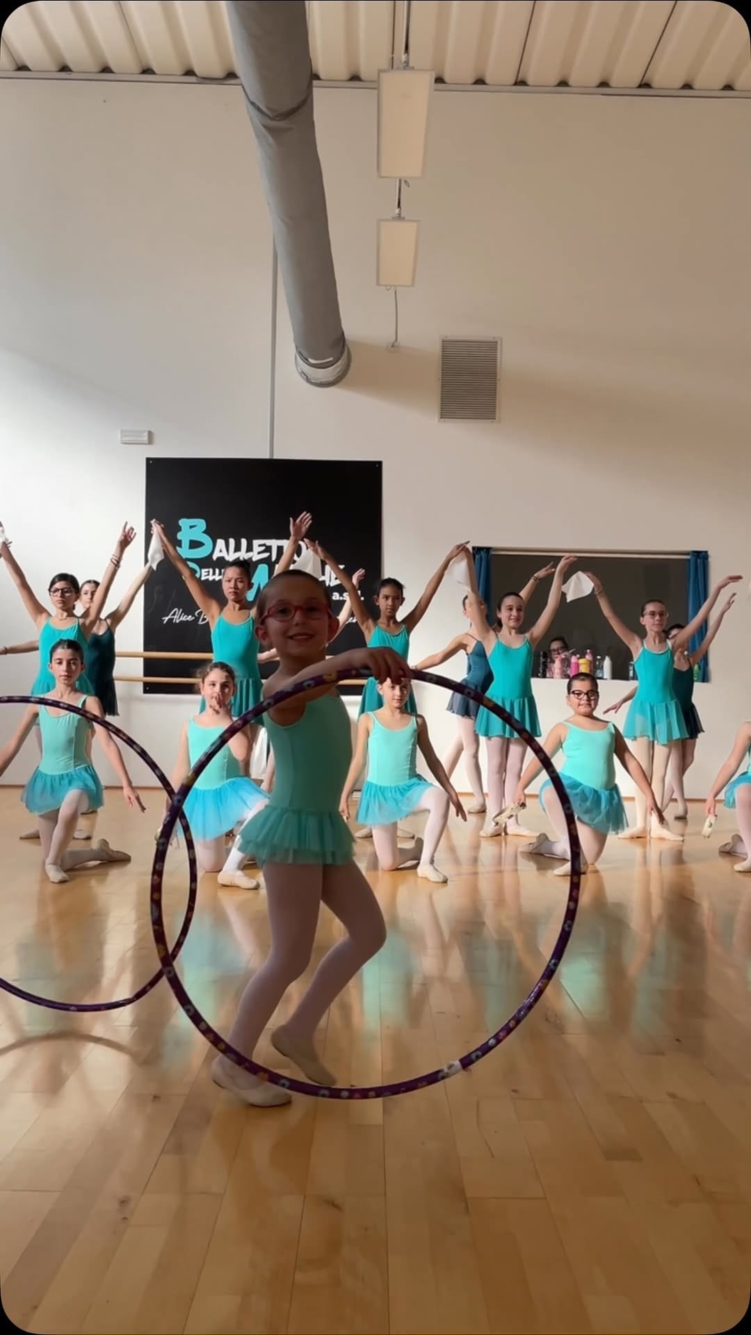 Post 9 by Alice Bellagamba on Instagram (video)