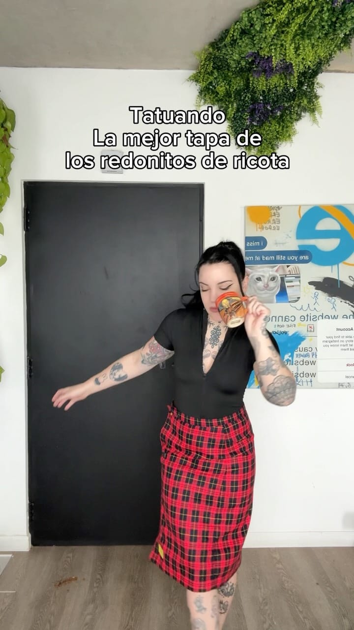 Post 3 by Julieta Nieves on Instagram (video)