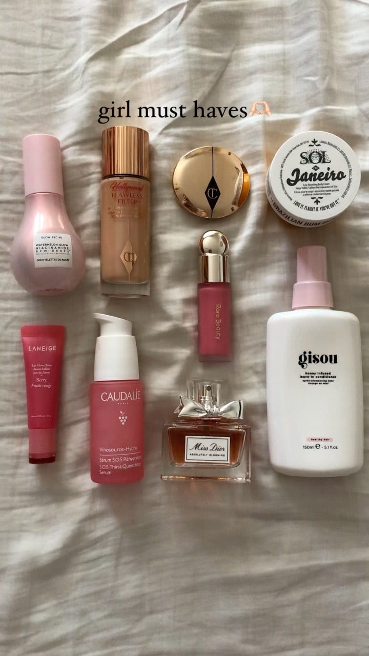 Post 9 by Veronica-Content creator on Instagram (video)
