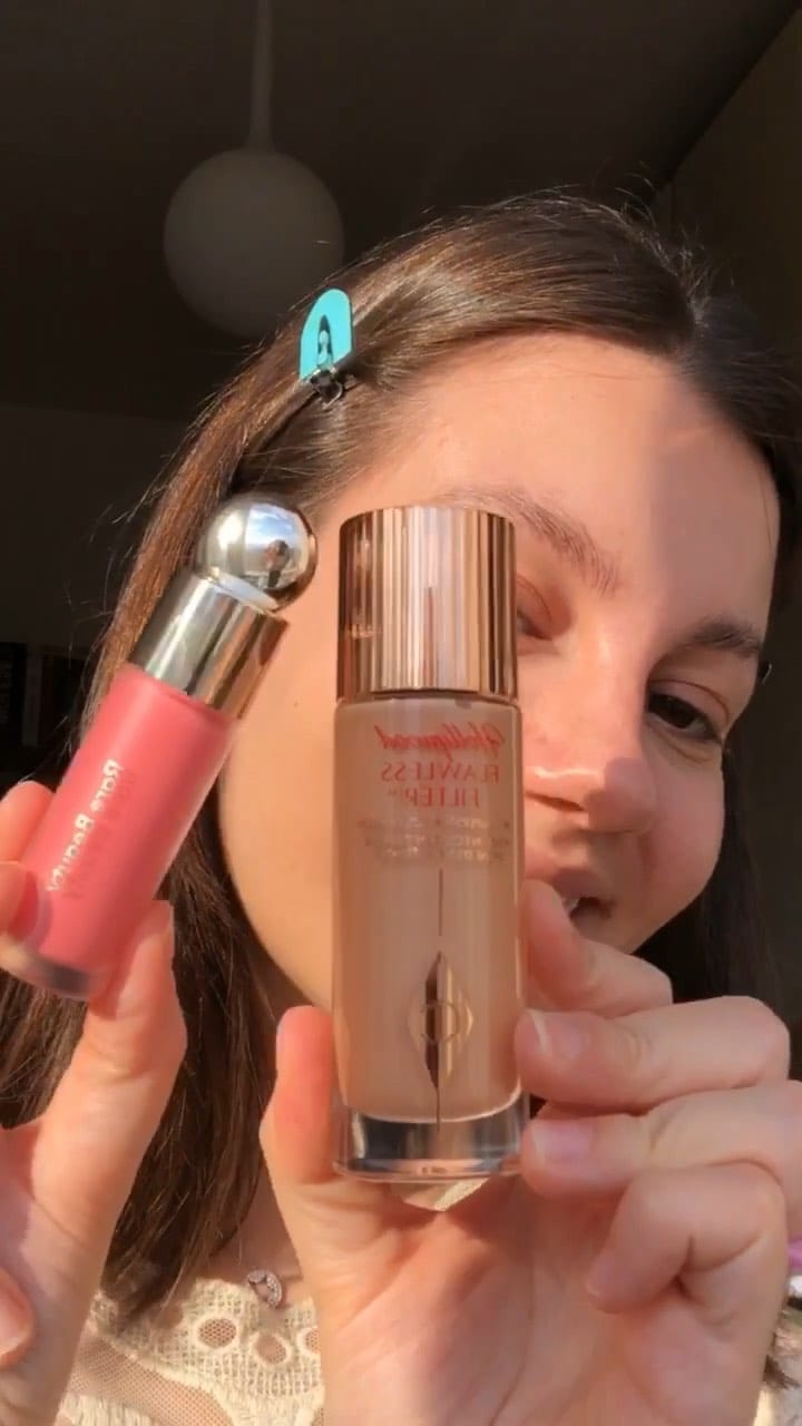 Post 10 by Veronica-Content creator on Instagram (video)