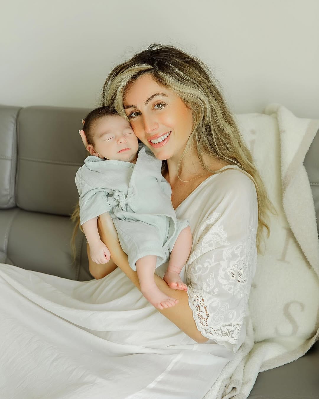 Post 8 by In-Home Newborn, Maternity & Family Photography | MIAMI on Instagram (carousel)
