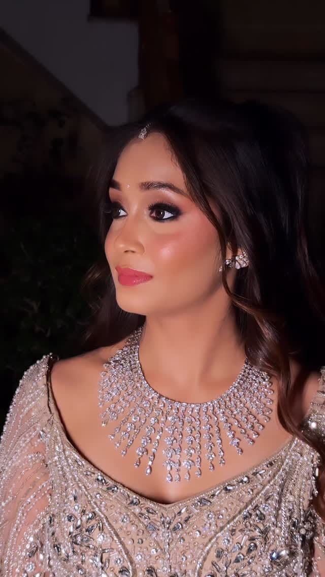 Post 5 by Manisha K Gandhi on Instagram (video)