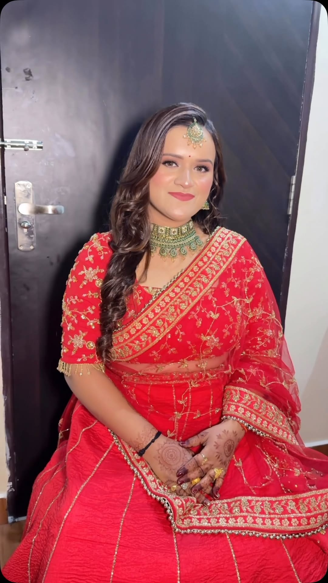 Post 3 by Priyanka Bisht on Instagram (video)