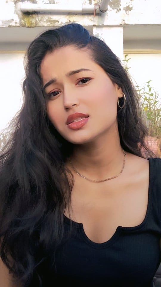 Post 9 by Ruchita Rawat on Instagram (video)