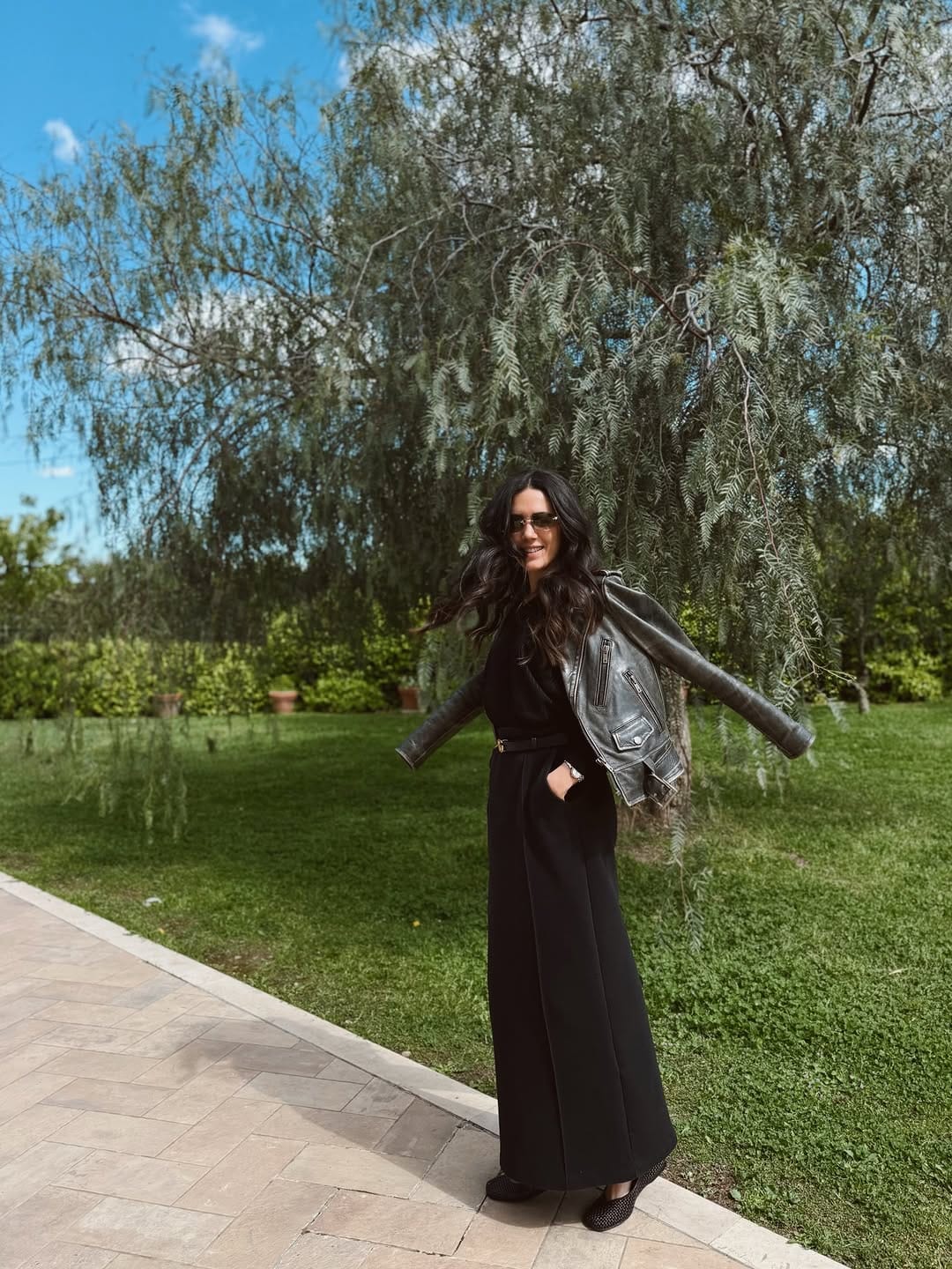 Post 4 by 𝓐𝓻𝓲𝓪𝓷🕊 on Instagram (image)