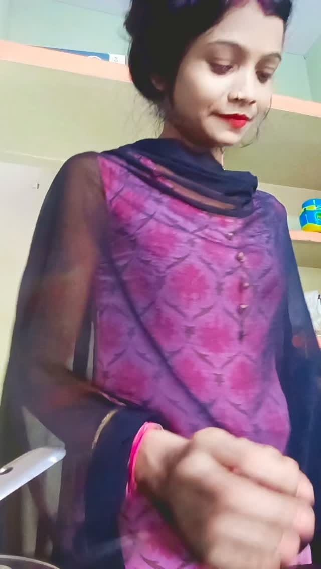 Post 9 by Jiya Rani on Instagram (video)