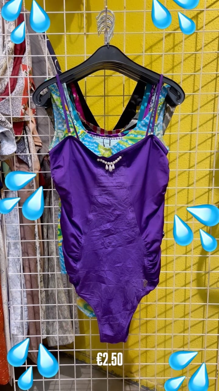 Post 7 by Cheap Fashion on Instagram (video)