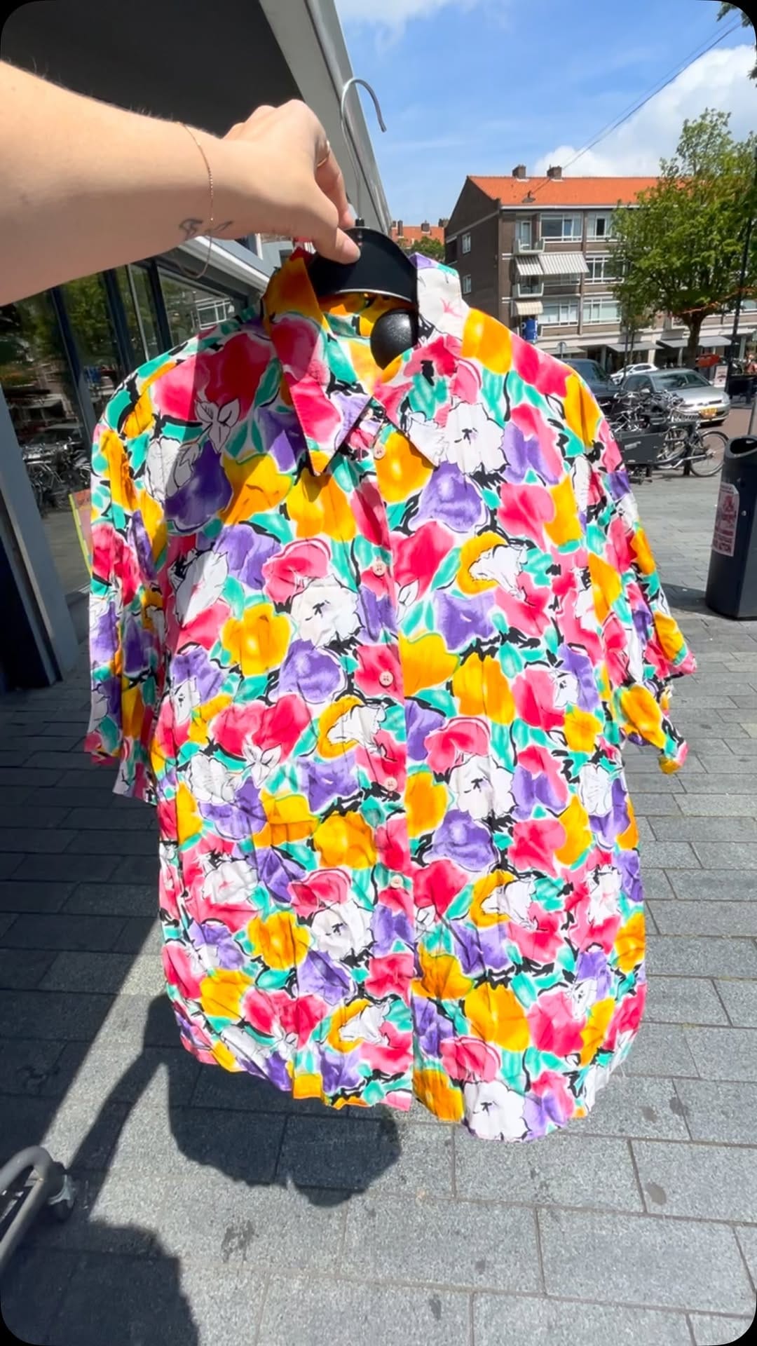 Post 6 by Cheap Fashion on Instagram (video)