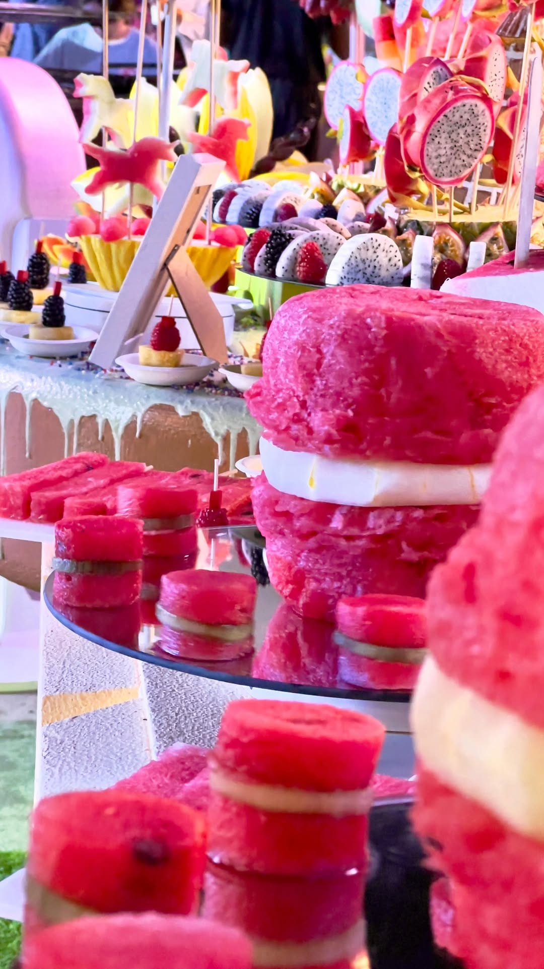 Post 10 by Emanuele Frigenti | Fruit Designer on Instagram (video)