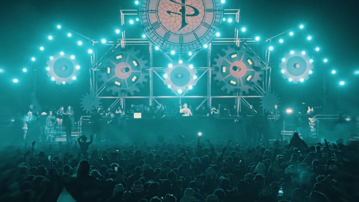 Post 7 by 𝐤𝐥𝐨𝐟𝐚𝐦𝐚 on Instagram (carousel)