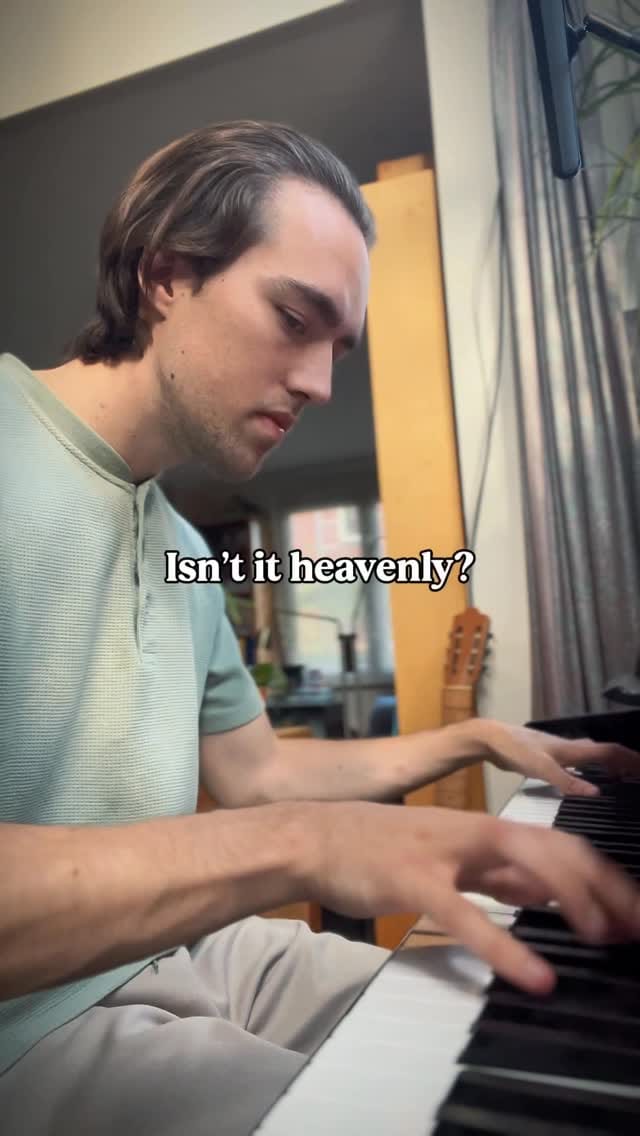Post 5 by Thomas Jonker | Pianist 🎹 on Instagram (video)