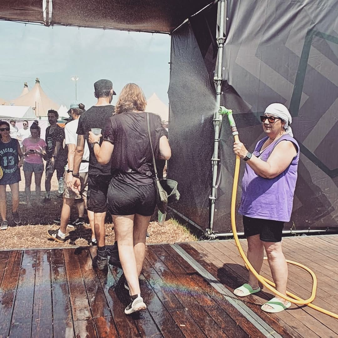 Post 2 by Festivalinfo on Instagram (carousel)