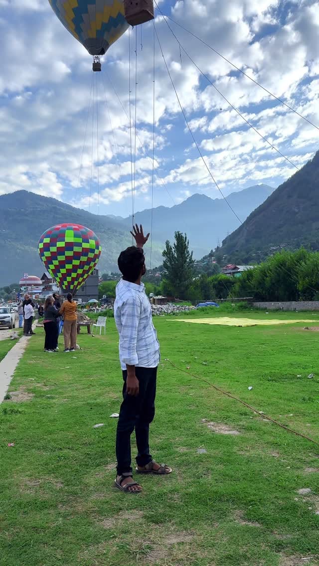 Post 2 by Rammilan Prajapati on Instagram (video)