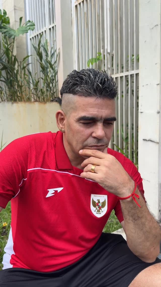 Post 7 by Cristian Gonzalez on Instagram (video)