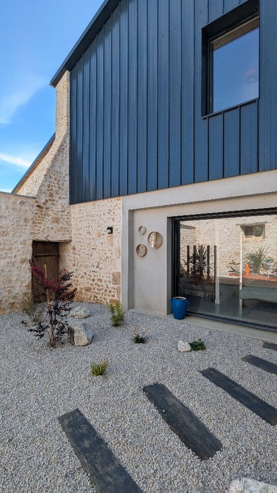 Post 5 by La Grange d'Elise 🌿 ~ Renovation on Instagram (video)