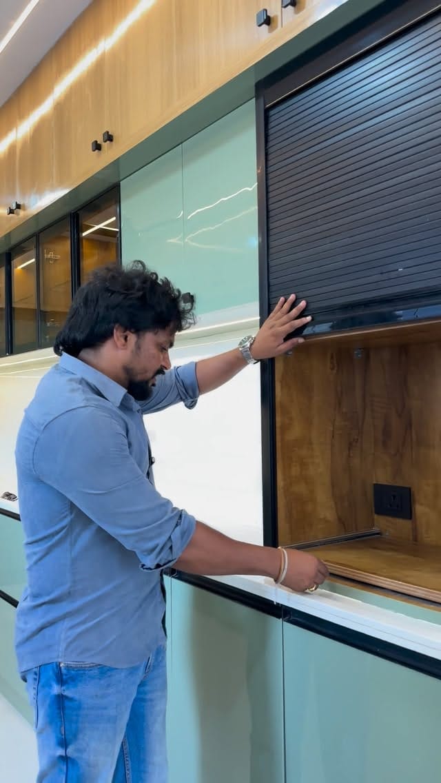 Post 7 by SREEKA INTERIORS on Instagram (video)