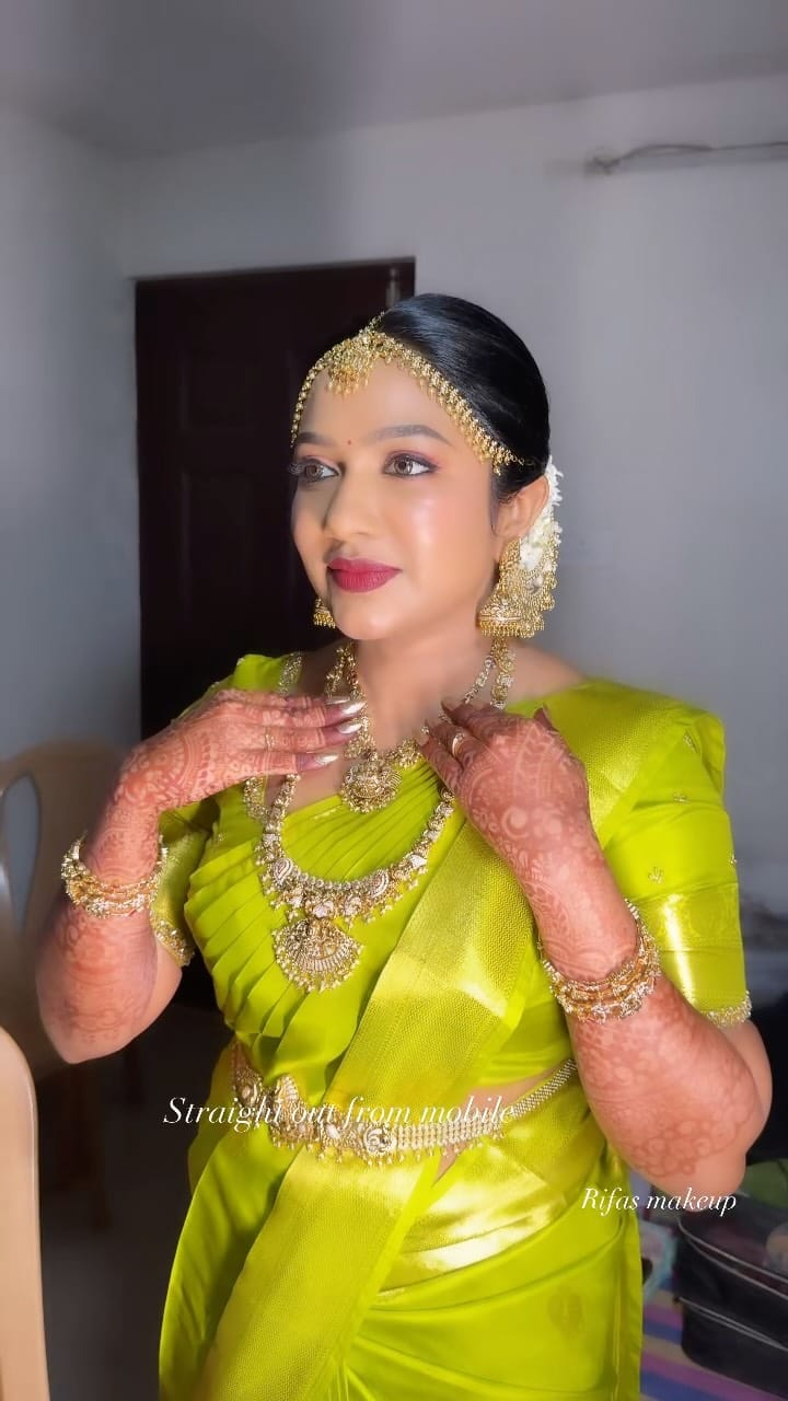Post 6 by Sabar Nisha chennai makeup artist on Instagram (video)