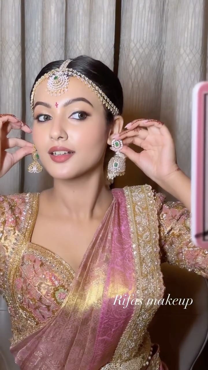 Post 8 by Sabar Nisha chennai makeup artist on Instagram (video)