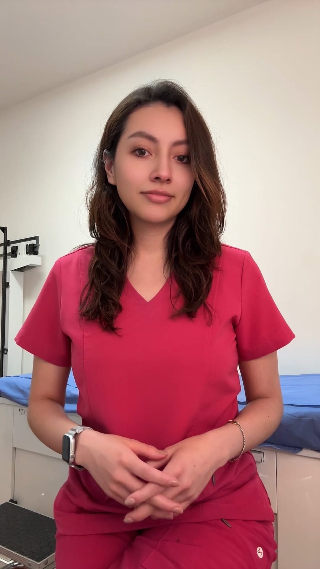 Post 6 by Dra. Nadia Quiroz on Instagram (video)