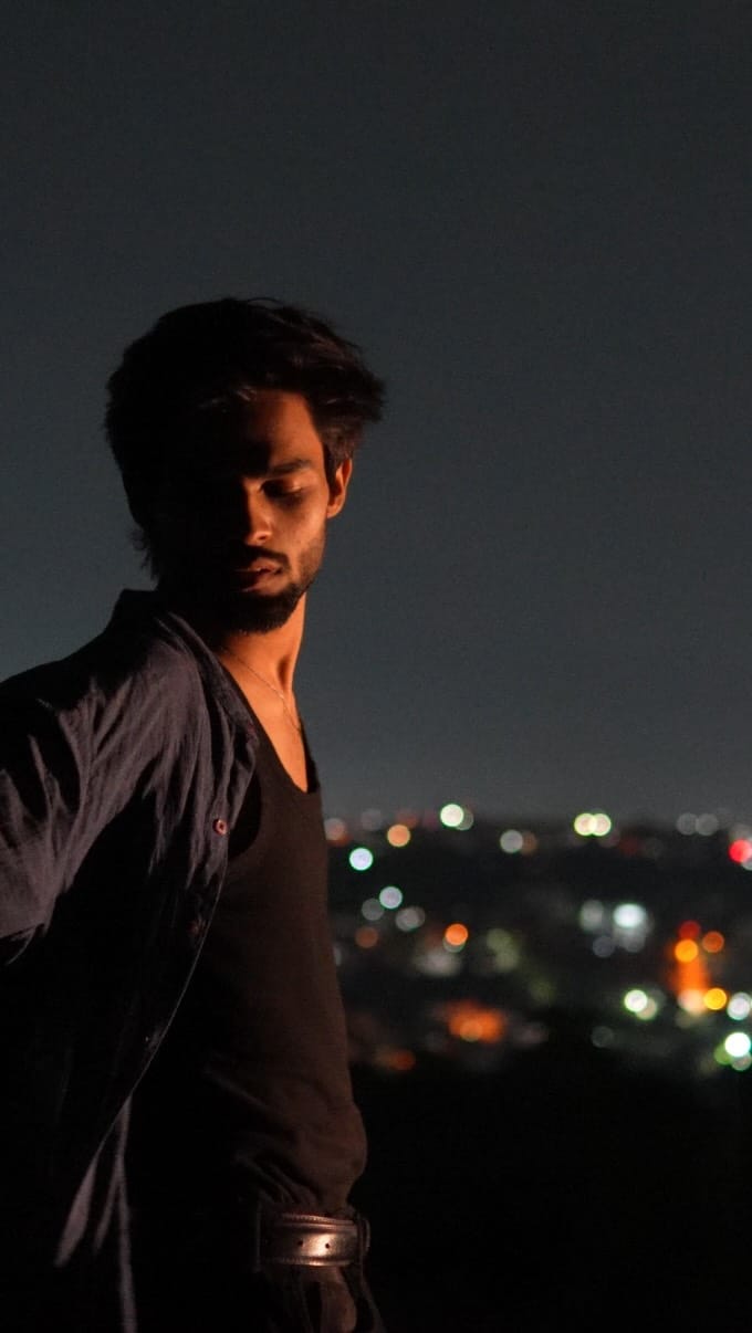 Post 10 by PRAKHAR SHRIVASTAVA on Instagram (video)
