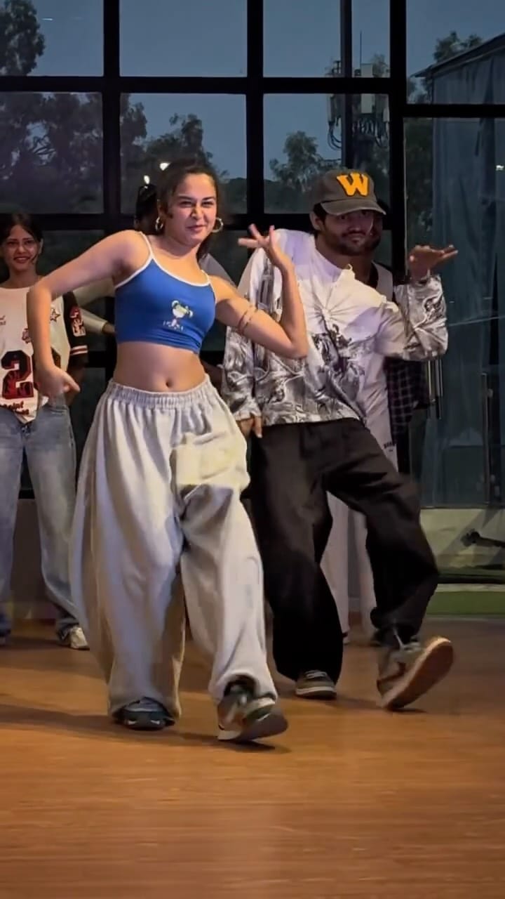 Post 2 by PRAKHAR SHRIVASTAVA on Instagram (video)