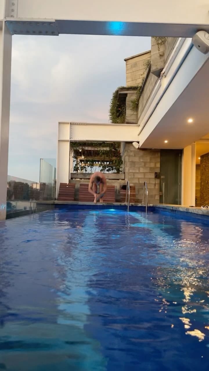 Post 7 by Arturo Garcia on Instagram (video)