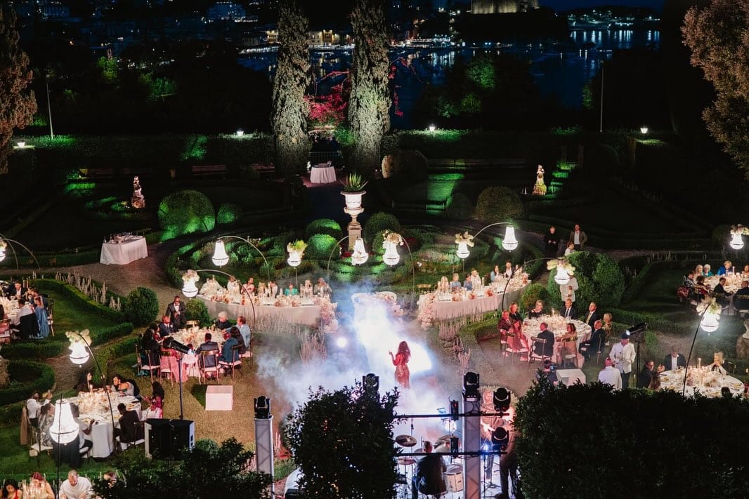 Post 4 by Clara Barca on Instagram (carousel)