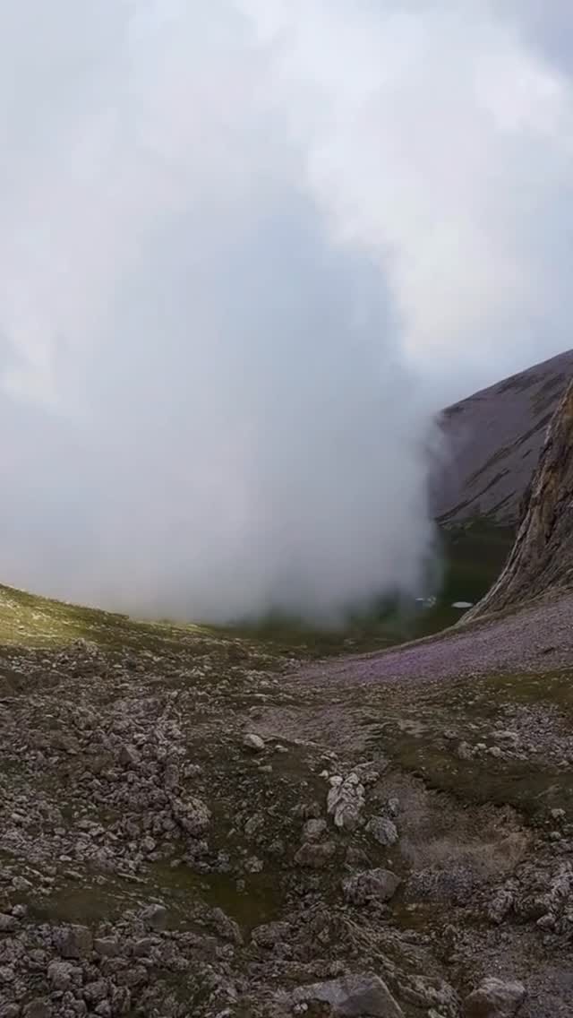 Post 9 by Martèn LeGrand on Instagram (video)